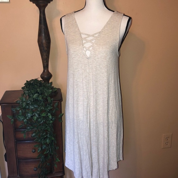 Lazy Sunday’s comfy tan dress - Picture 1 of 4